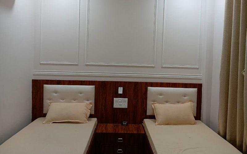 Shrinath PG And Hostels